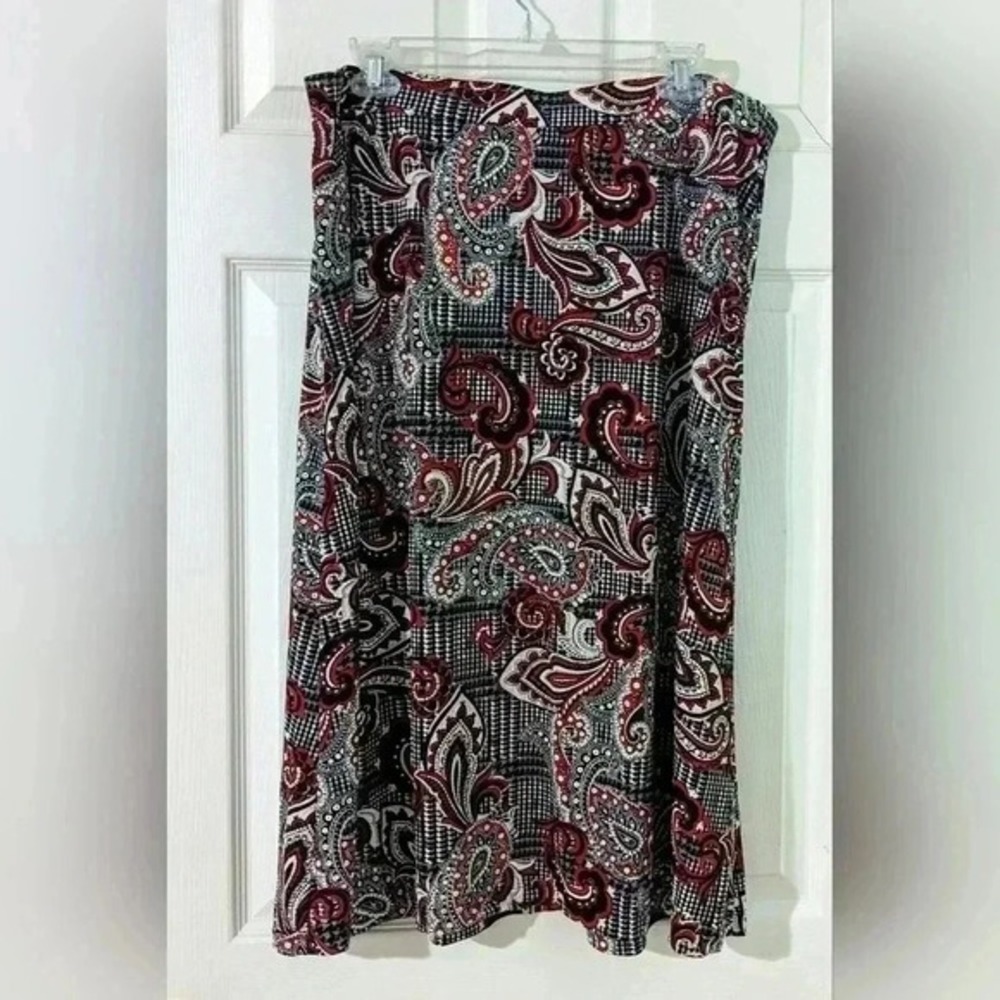 Jones Studio Paisley Midi Skirt Pull On Sz. 2X Black‎ Red NWOT